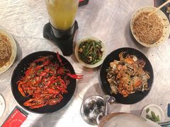 -巴厘龙虾·榜首油焖大虾(音乐学院·沿江酒馆店)