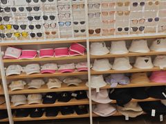 -名创优品(广东省广州琶洲保利广场店)