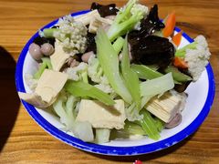 -秦韵轩·西安小馆(贻成福地广场店)