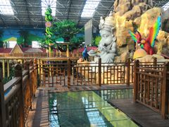 -沈阳龙润夏宫温泉水乐园