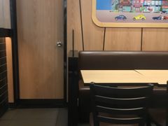 -达美乐比萨(南京路店)