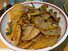 -自贡盐帮菜·玩辣餐厅(樱花园西街店)