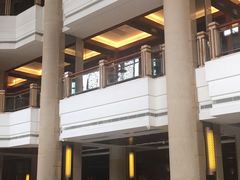 -浅深休闲酒店-停车场