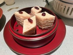 淮扬经典千层油糕-萬盏·淮扬说VANCHAN(环球港店)