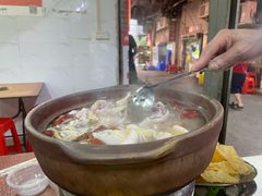 -威邵鸡煲(西华路总店)