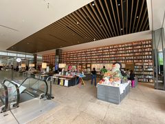 -茑屋书店(天目里店)