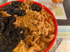 -星林居酸辣米线餐厅