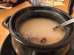 -莲餐厅·湖北菜·潜江小龙虾店(愚园路店)