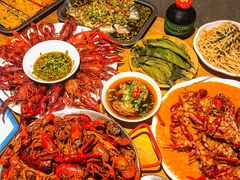 -李双猪·小龙虾·烧烤·羊肉煲(乐山店)