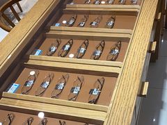 -宝丽眼镜(湖墅店)