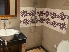 -仁爱团泊湖温泉中心