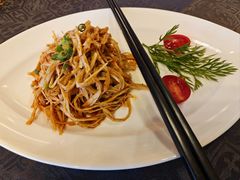 -粤尚腾香居中餐厅(首都机场希尔顿店)