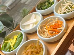-银米·云南传统过桥米线(双廊黑金冠店)