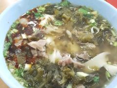 酸菜安格斯肥牛面-牛吃草牛杂面(天一店)