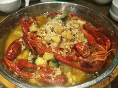 -炭火功夫烤鱼·小龙虾音乐餐吧(新风街店)