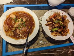 -瓦国小镇·果木烤鸭·融合菜(西口店)