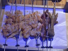 卤香鸡爪-三个蒙古大叔羊肉串(大宁店)