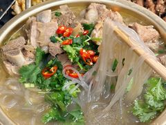 -许哥东北烧烤·铁丳烤串·宫后夹肉(繁花中心店)