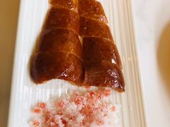 烤鸭胸口皮-鸿宾楼(展览馆路店)