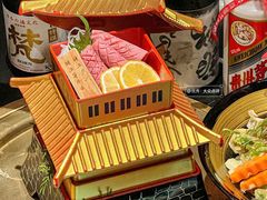 -山川小町·极番烧肉(新地假日广场店)