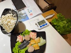 -东椰·海南椰子鸡火锅(朝阳门店)