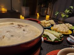 -粤小煲鲜汤猪肚鸡(丹尼斯二天地店)