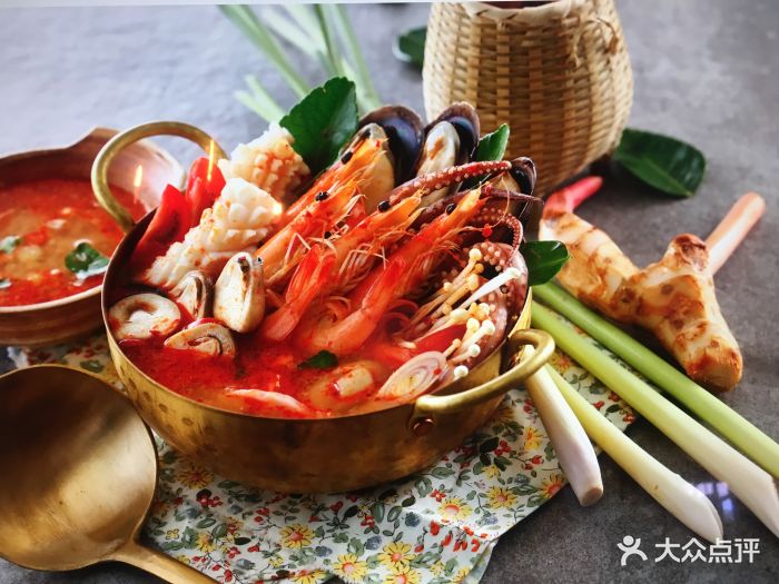 yeliaa椰丽亚泰式小厨(江桥万达店)富贵海鲜冬阴功汤图片 - 第8张