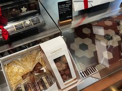 -Laderach 莱德拉(上海环贸iapm店)