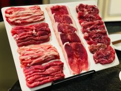 鲜切羊墙-铜来聚老北京涮肉(恒隆广场店)