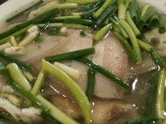 -金卯白肉罩火烧