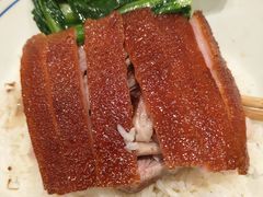 乳猪三宝饭-香港新发烧腊茶餐厅(书城店)