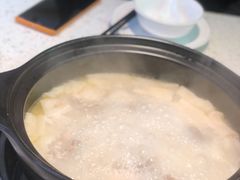 胡椒猪肚鸡-顺德公广东猪肚鸡·煲仔饭(白石洲店)