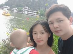 -星湖旅游景区七星岩