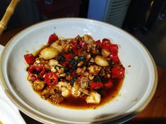 石锅牛蛙-灶丰年间(定安路店)