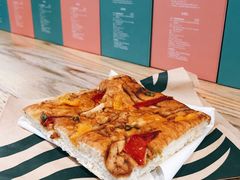 -星巴克(北京佳程广场店)