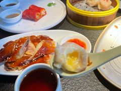 脆皮吊烧鸡-蝴蝶里·粤菜·点心(滨江龙湖店)