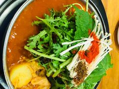 -喇喇排骨火锅·传统韩式脊骨汤(望京西园总店)