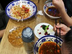 -陕味食族油泼面·小炒盖码面(双榆树店)
