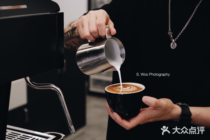 麻雀咖啡SPARROW COFFEE(十全街店)热拿铁图片