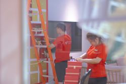 -欣薇婚纱(新源乐汇城店)