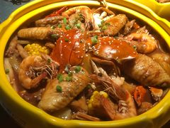 -多嘴超级肉蟹煲(杉杉国潮主题店)