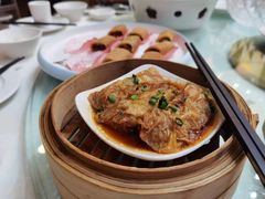 -东豪园林海鲜酒家(南港路辅路店)
