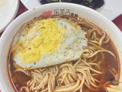 -乐天拉面(桃花街店)