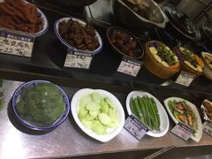 -侬佳蒸菜馆(听潮店)