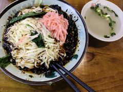 -阿依娘镇店豌杂面(三峡广场店)
