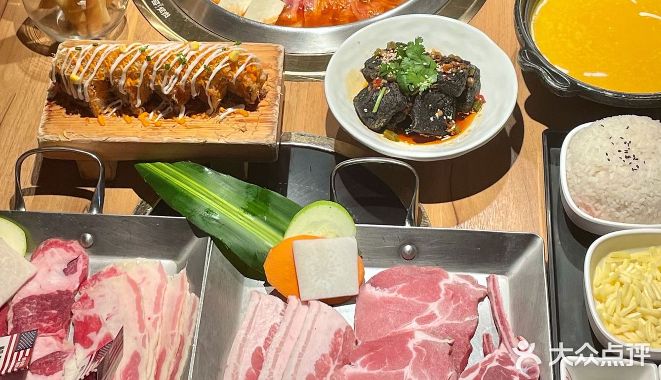 承包了我一年的烤肉 | 炉小哥烤肉 每一次跟姐妹们去