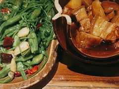 -隔壁老王·家常云南菜(皇冠店)