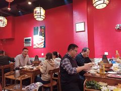 大堂-老北京热气涮羊肉·小龙虾·烤鱼(呼玛路店)