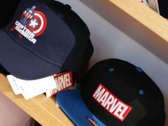 -名创优品(北京新中关购物中心地铁层店)