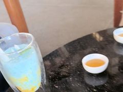 -亚龙湾喜来登·美景台大堂吧